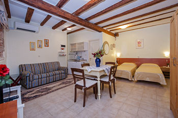 Residence Marco Polo Ровінь Екстер'єр фото